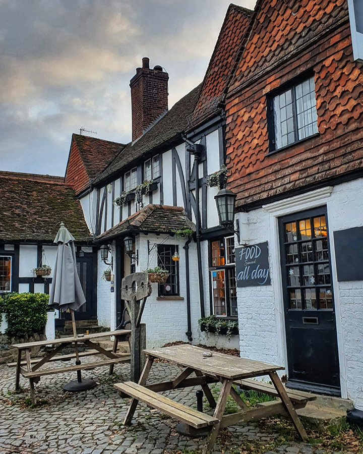 Shere Pub