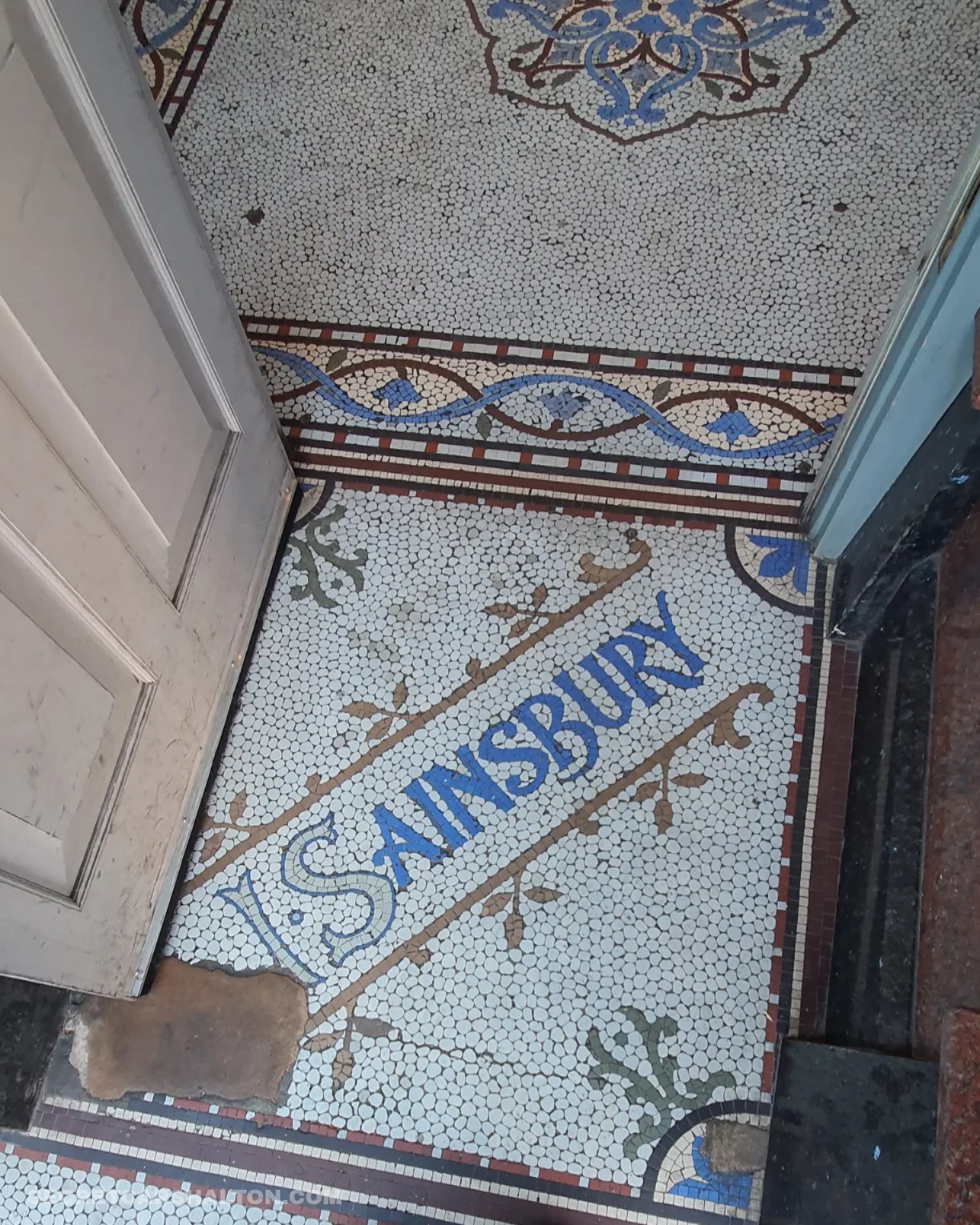 Sainsburys tiles 1900s