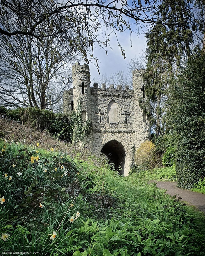 Reigate folly
