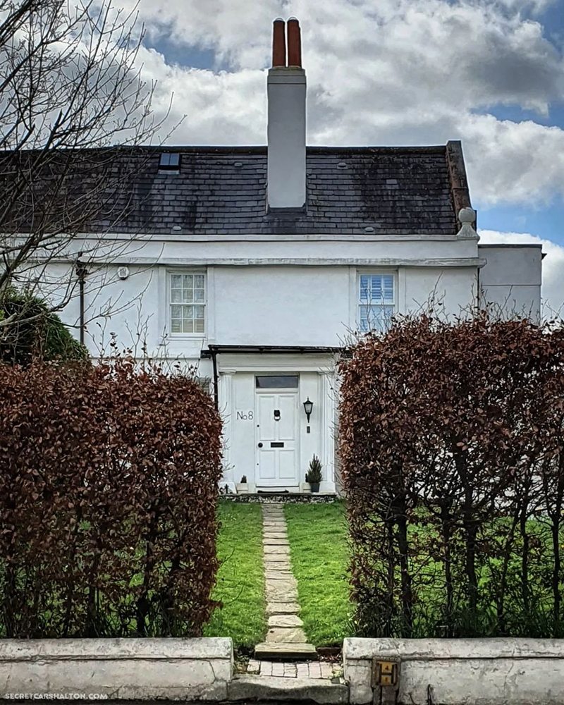 Wallington Manor Road
