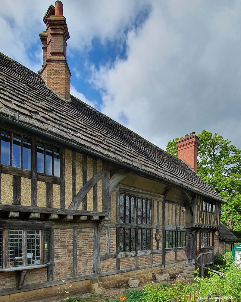 Lingfield library
