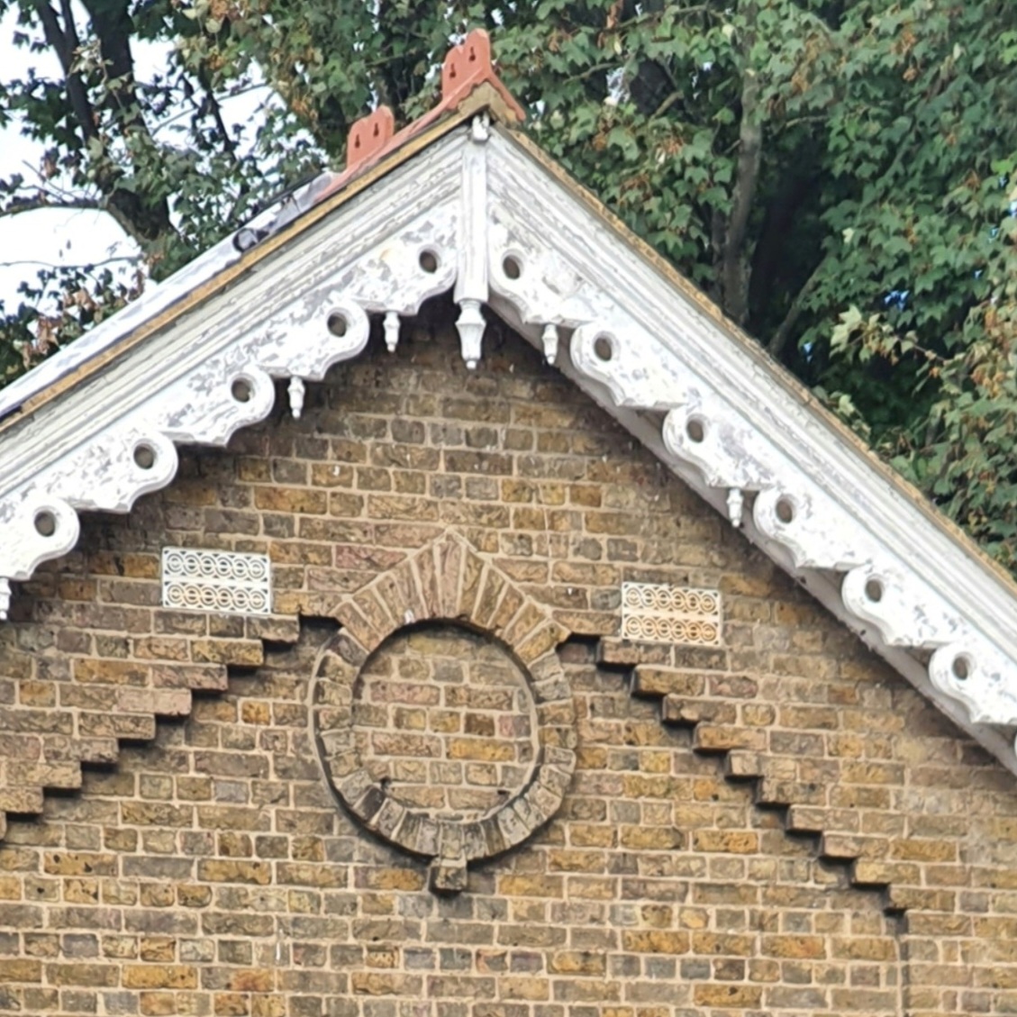 Roof Grove fretwork